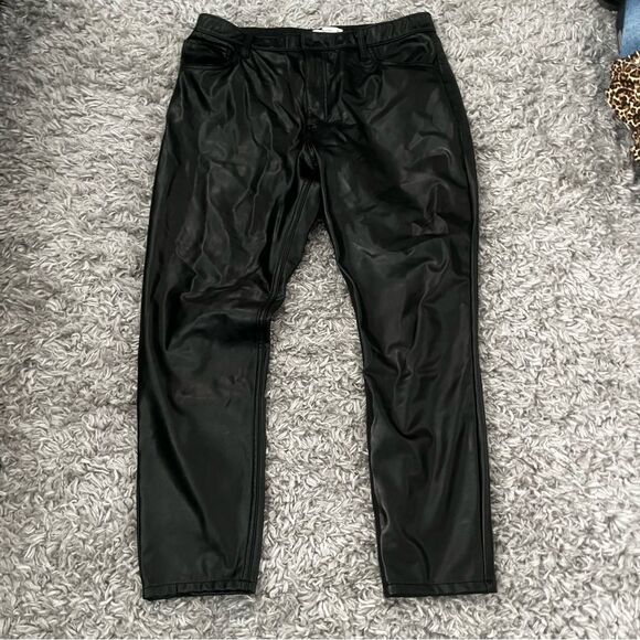 Abercrombie and Fitch Vegan Leather Skinny High Rise Pants size 16 33 - Picture 1 of 4